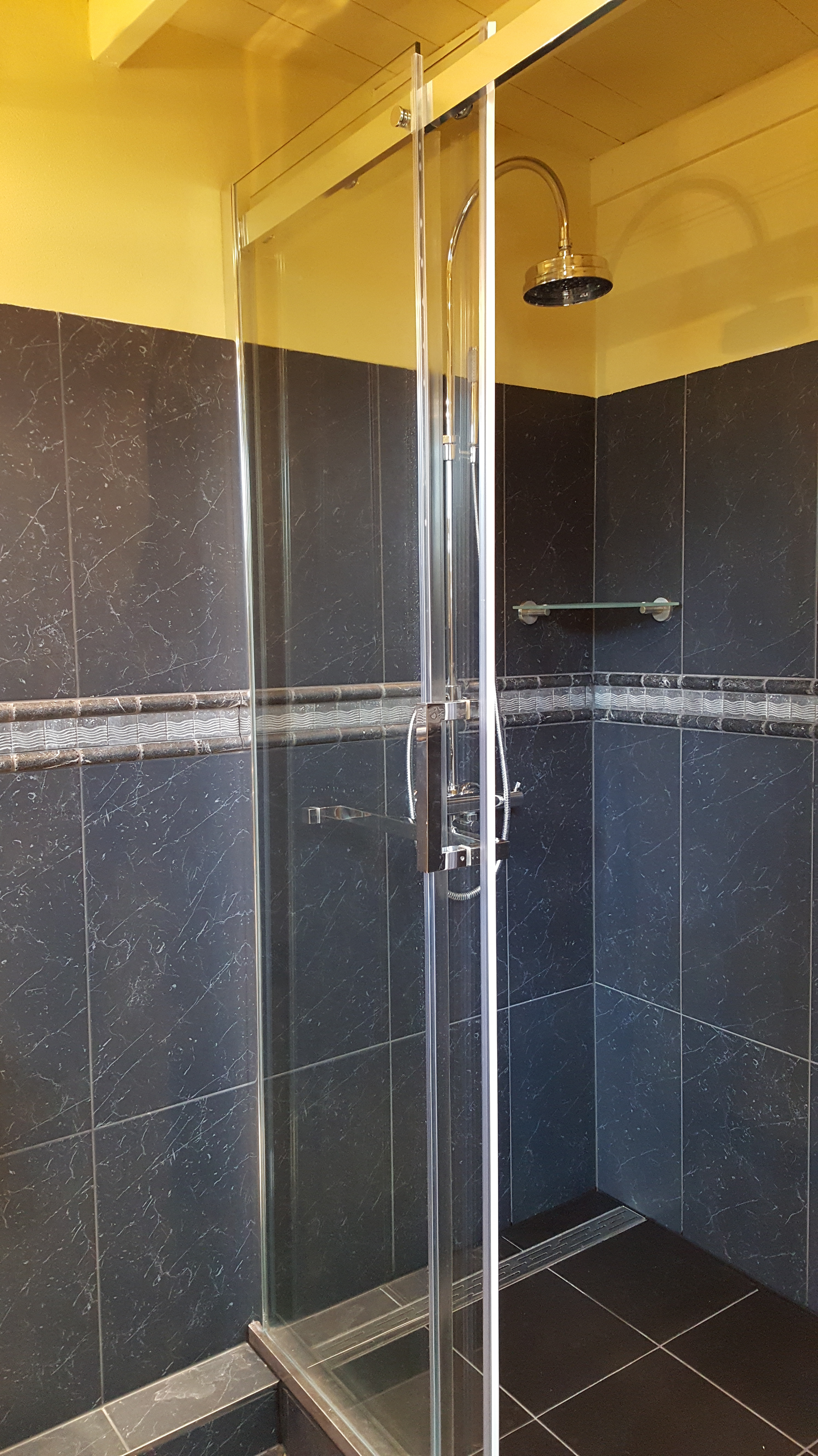 Douche B&B Lant van Beloften Vlissingen Zeeland Vakantiewoning Ferienwohnung